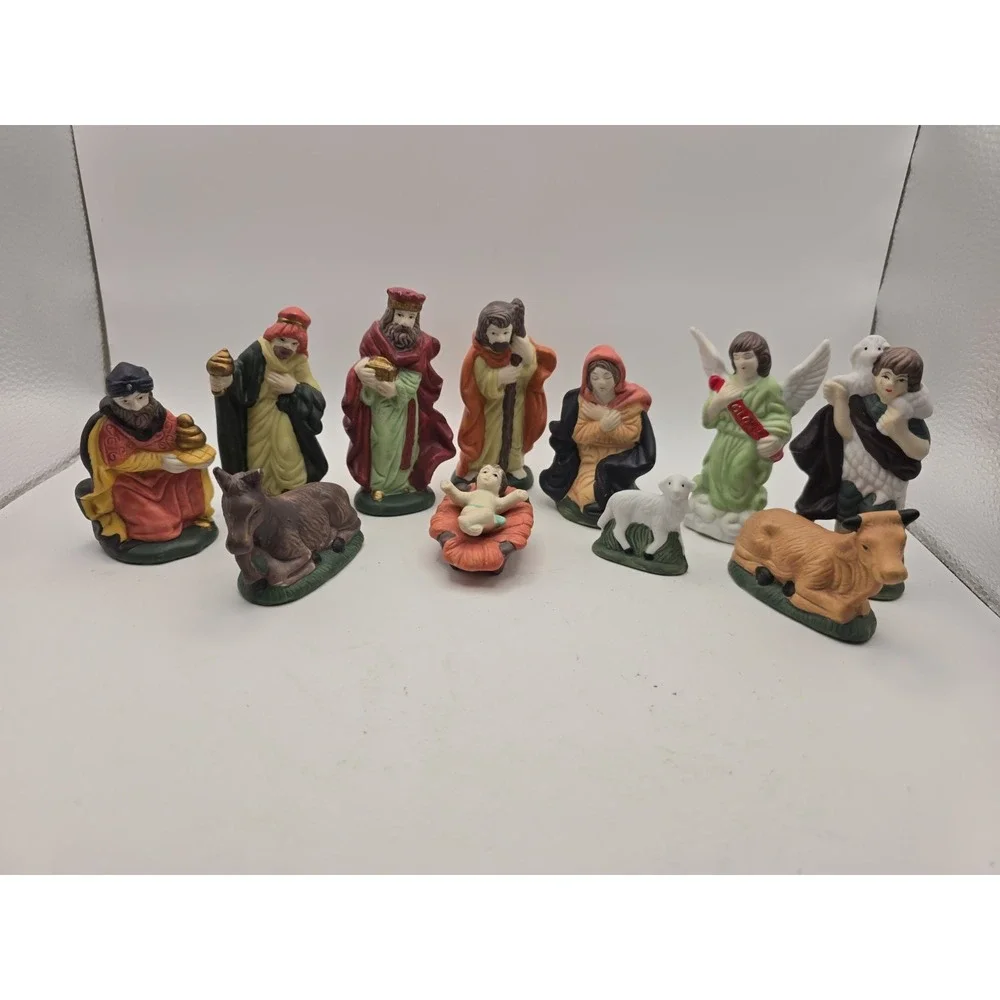 Vintage Christmas Porcelain Nativity Scene 11 Piece